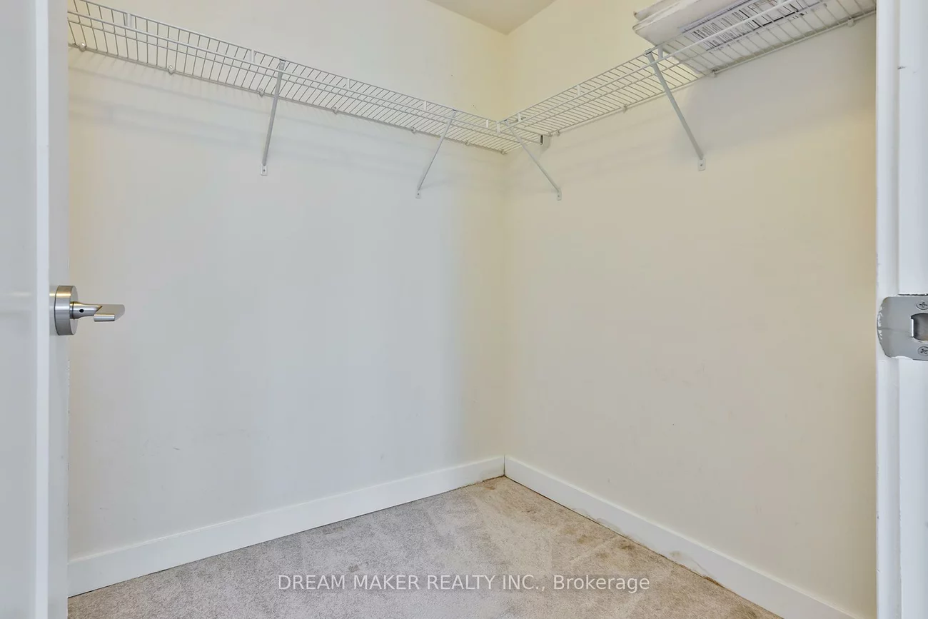 1350, Kingston, Birchcliffe-Cliffside, Toronto