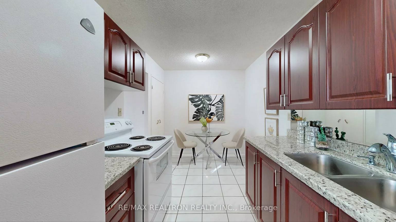 1250, Bridletowne, L'Amoreaux, Toronto