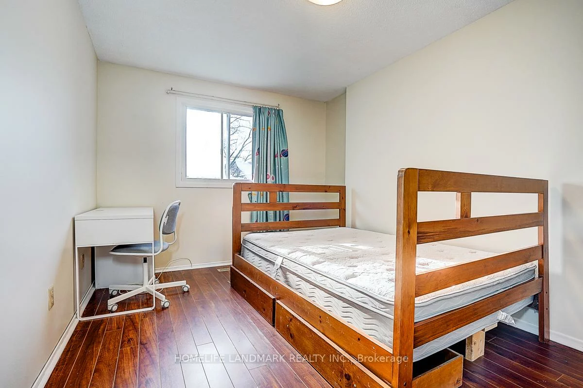 1121, Sandhurst, Agincourt North, Toronto