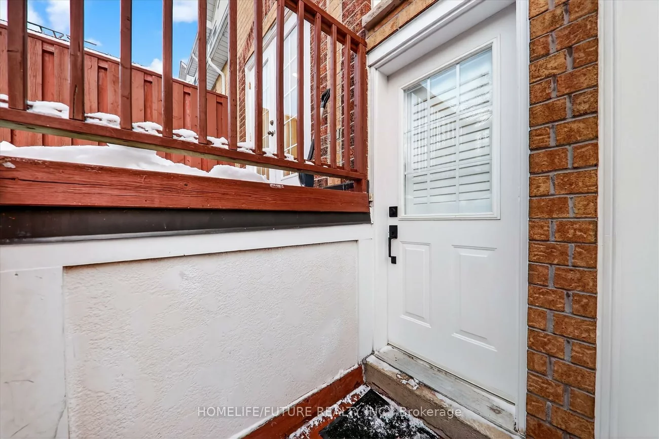 2, Hedge End, Rouge E11, Toronto