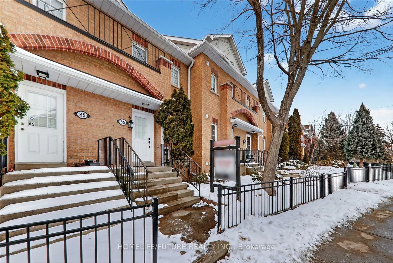 2, Hedge End, Rouge E11, Toronto