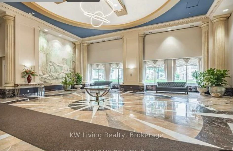 18, Lee Centre, Woburn, Toronto