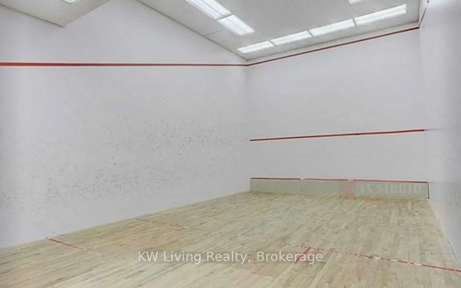 18, Lee Centre, Woburn, Toronto