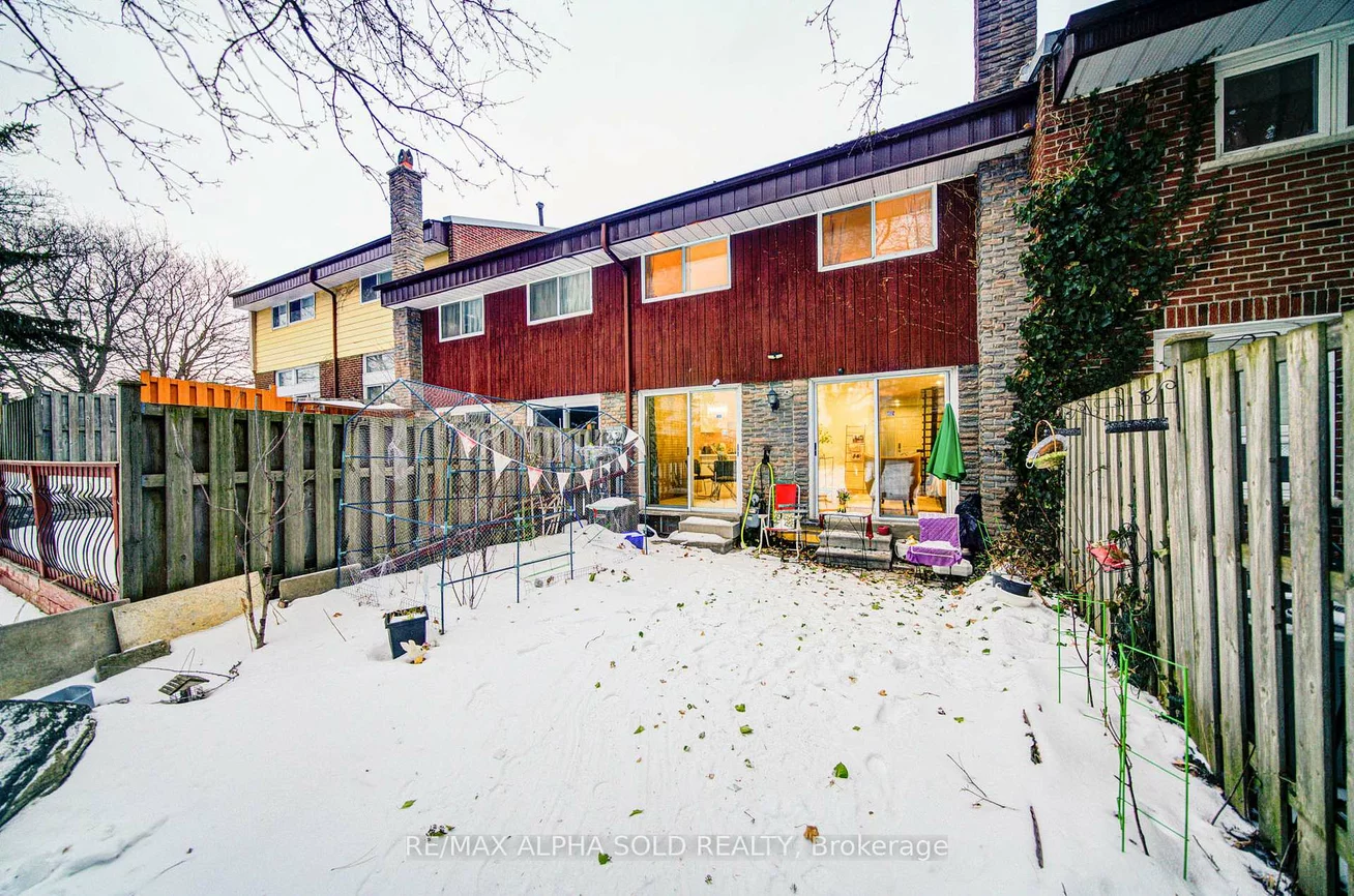 2800, Midland, Agincourt South-Malvern West, Toronto