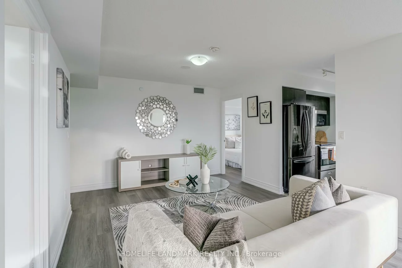 1346, Danforth, Eglinton East, Toronto