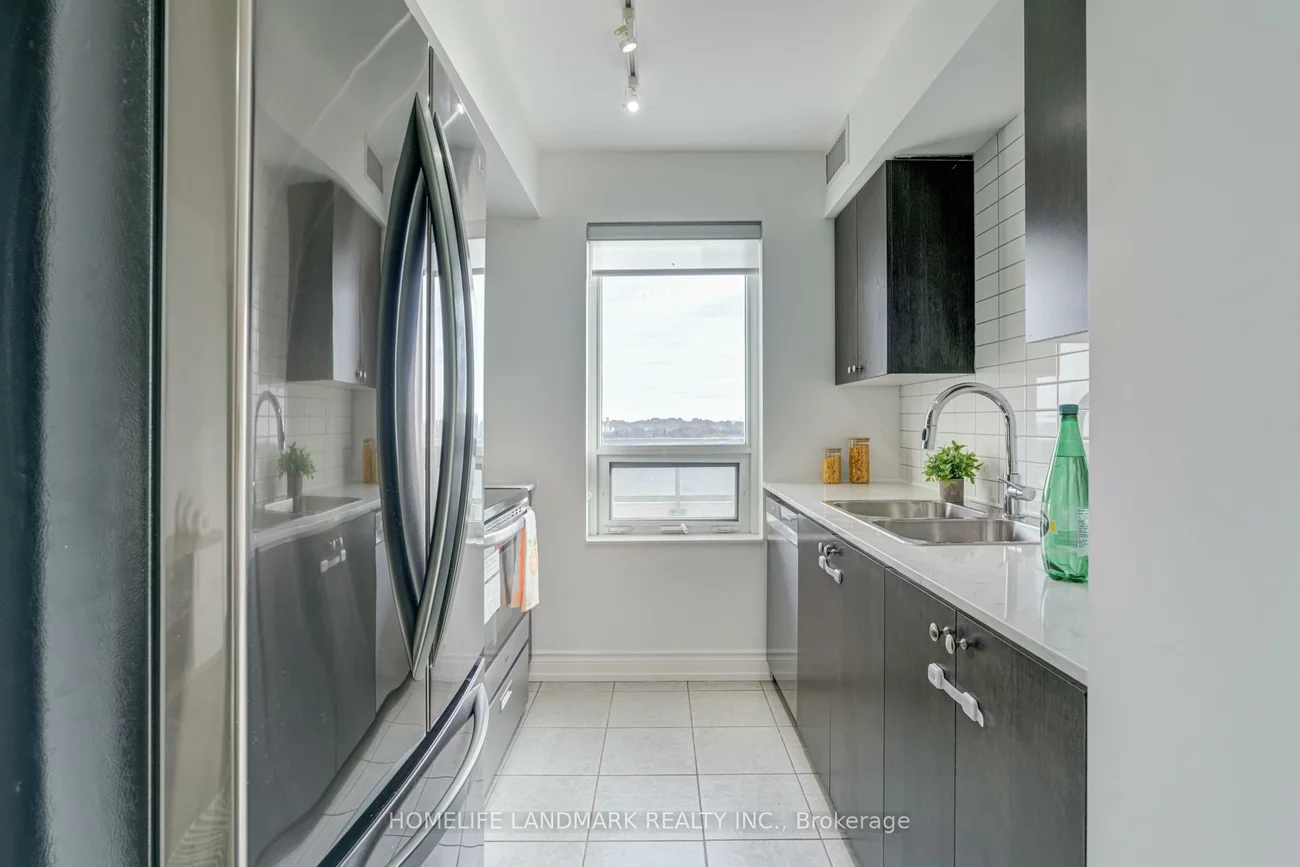 1346, Danforth, Eglinton East, Toronto