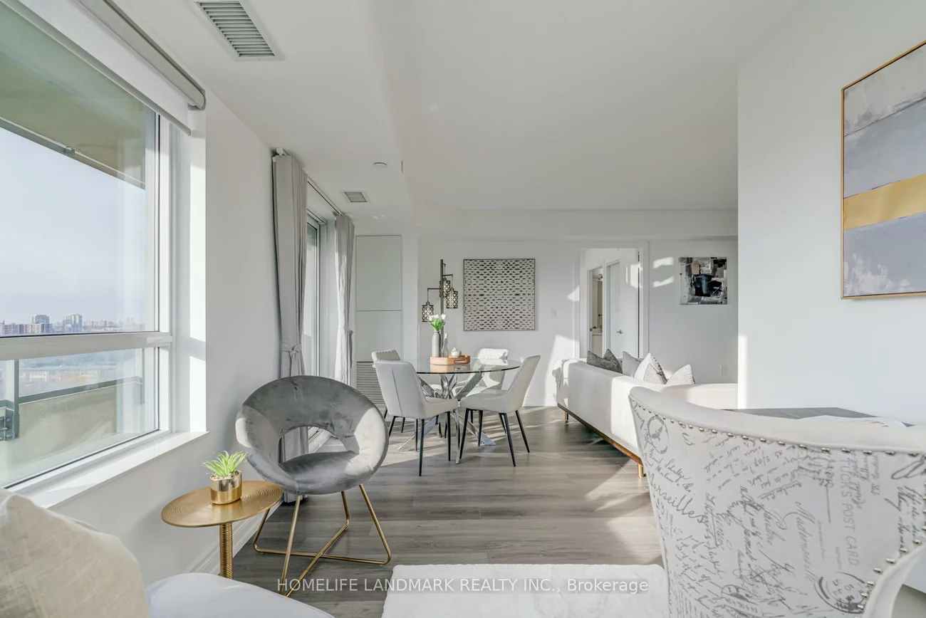 1346, Danforth, Eglinton East, Toronto