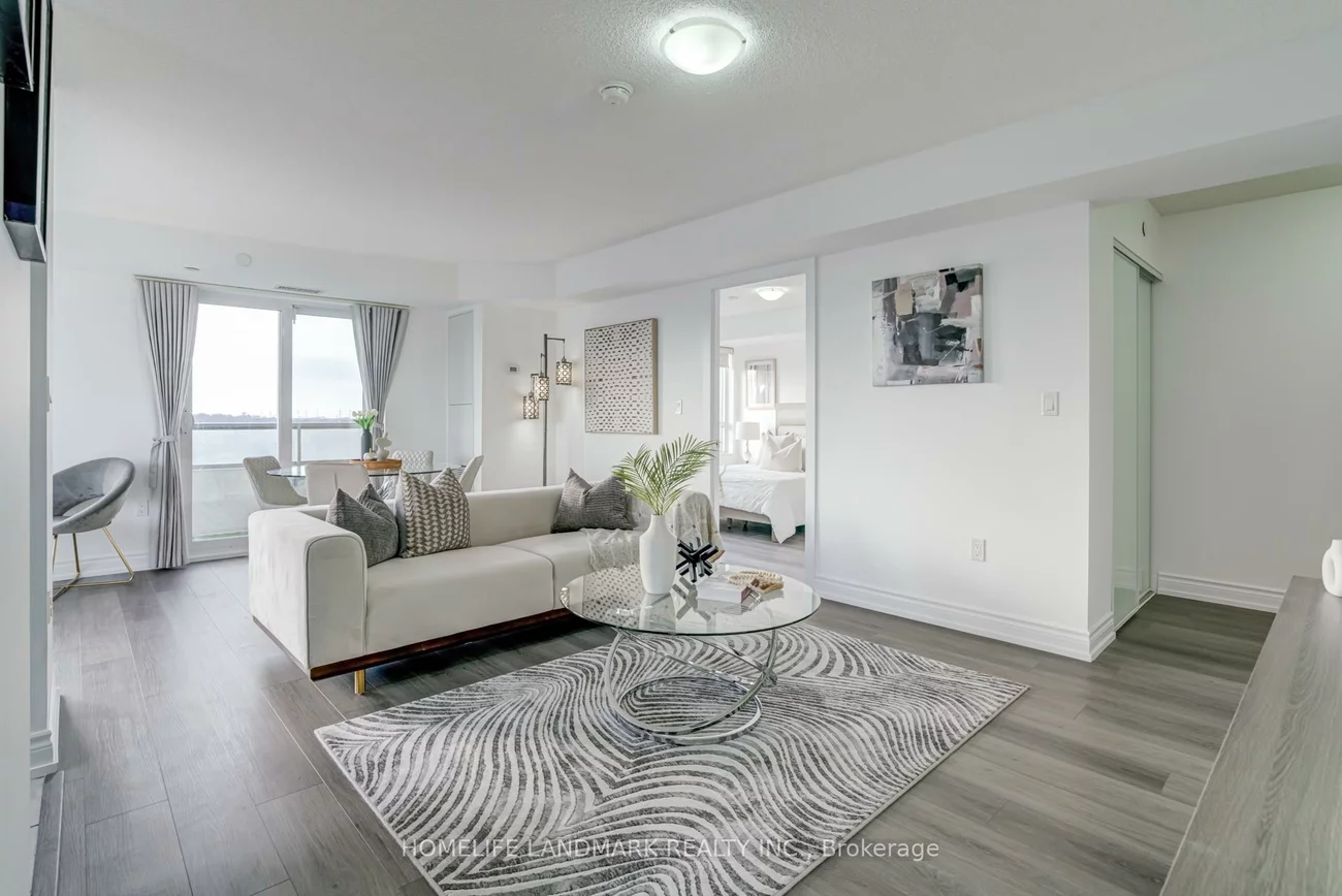 1346, Danforth, Eglinton East, Toronto