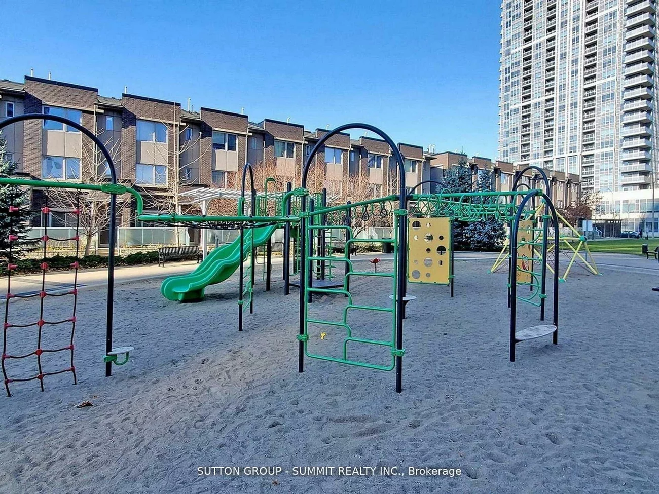 275, VILLAGE GREEN, Agincourt South-Malvern West, Toronto