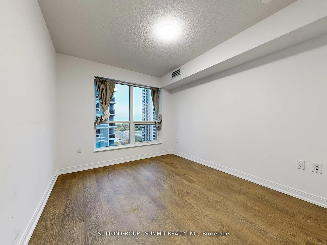 275, VILLAGE GREEN, Agincourt South-Malvern West, Toronto