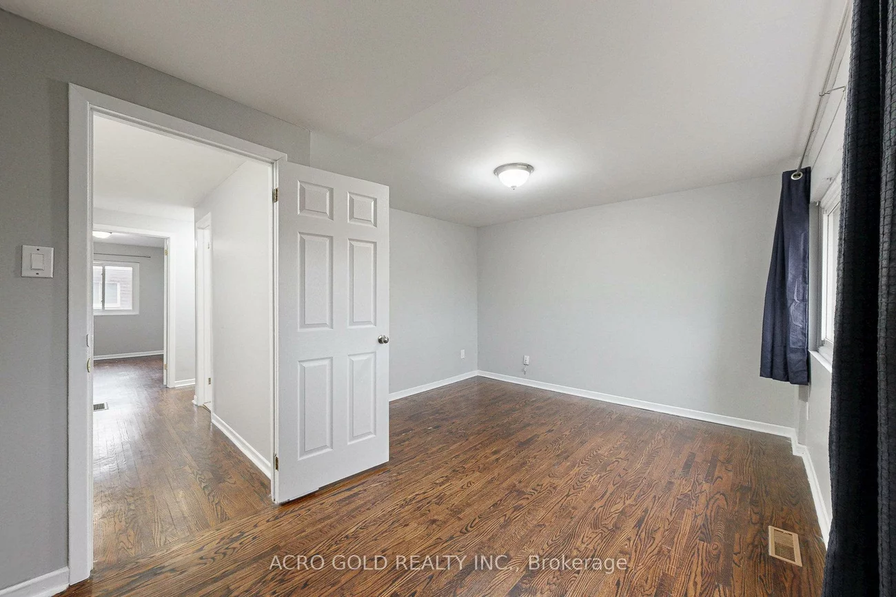 441, Military, Morningside, Toronto