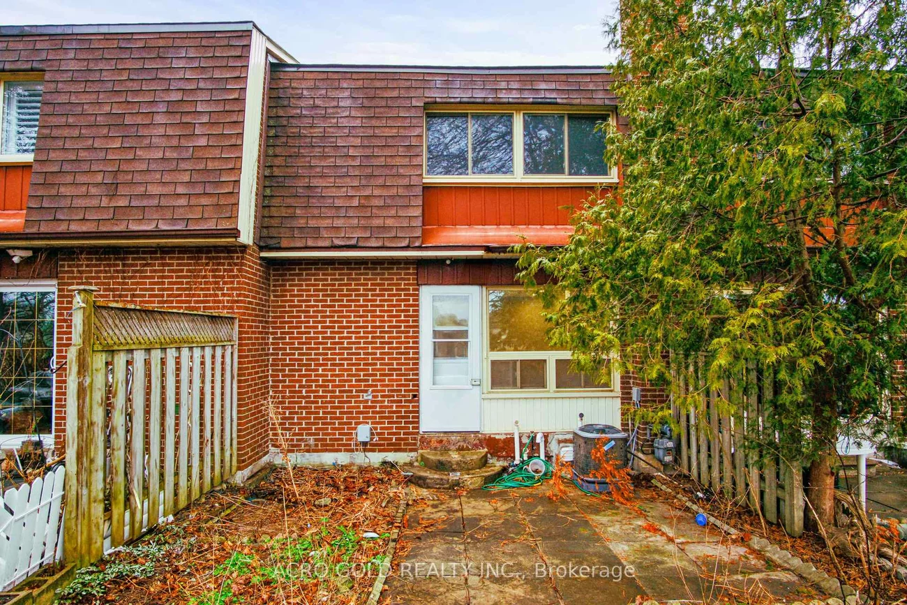 441, Military, Morningside, Toronto