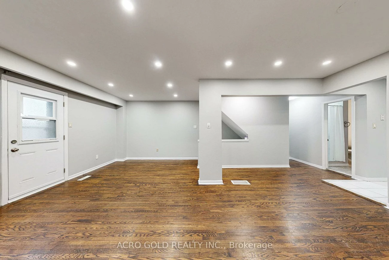 441, Military, Morningside, Toronto