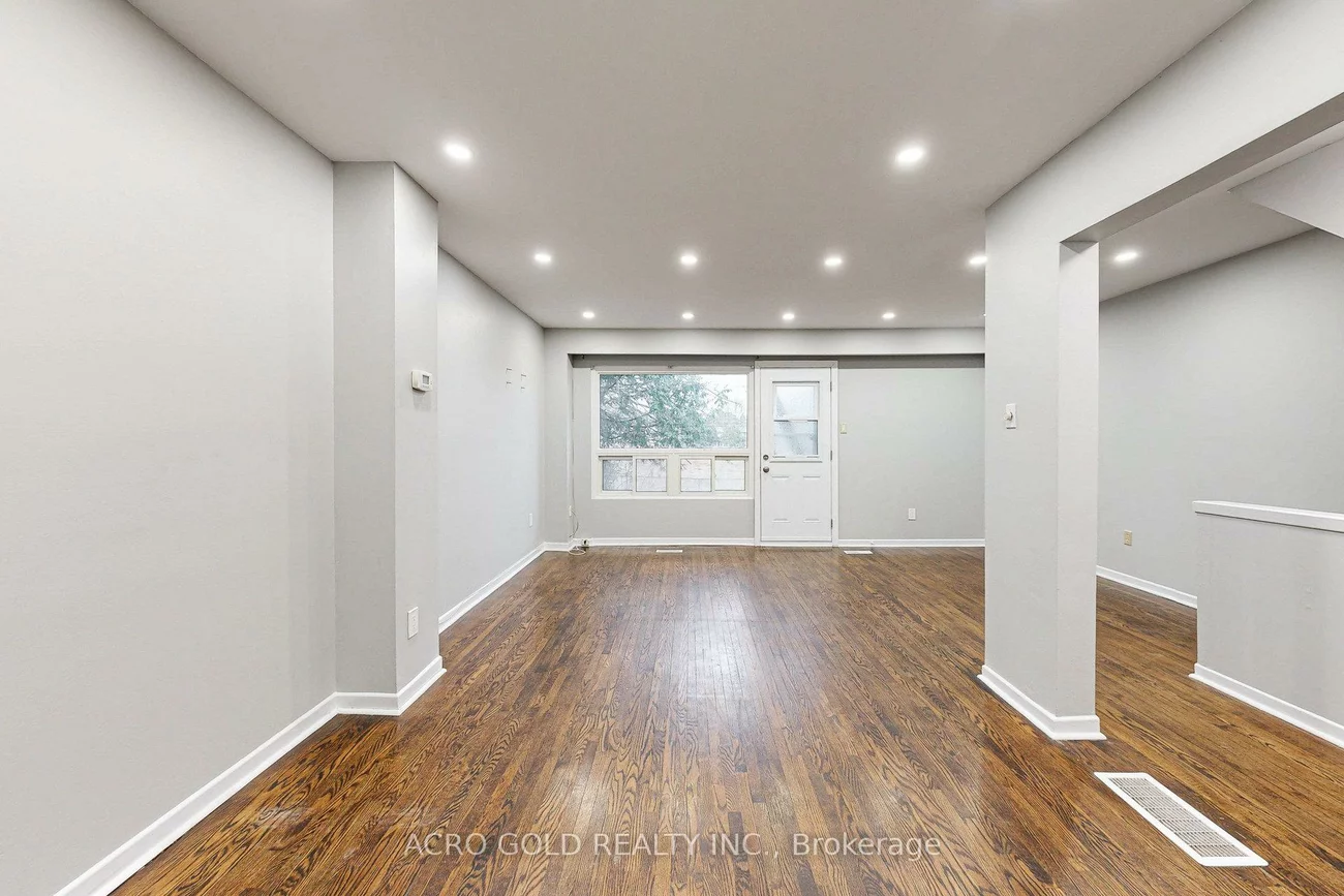 441, Military, Morningside, Toronto