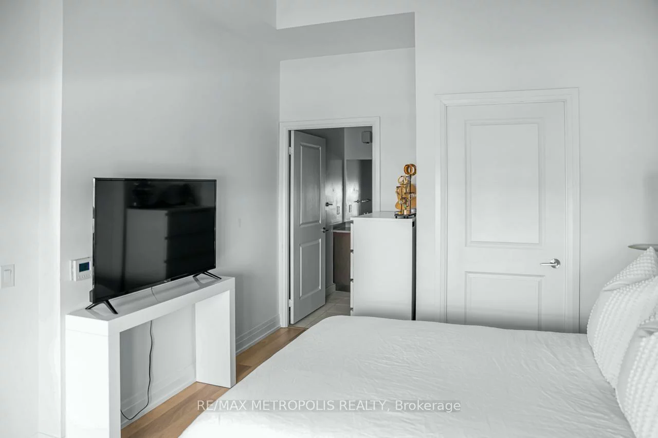 3121, Sheppard, Tam O'Shanter-Sullivan, Toronto