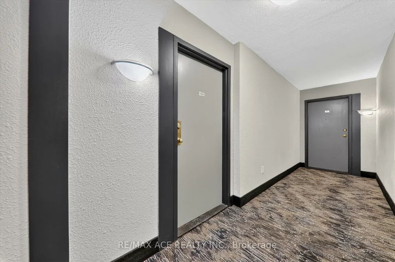 100, Wingarden, Malvern, Toronto