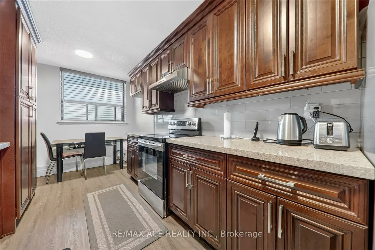 100, Wingarden, Malvern, Toronto