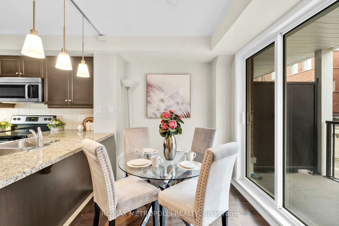 669A, Warden, Clairlea-Birchmount, Toronto