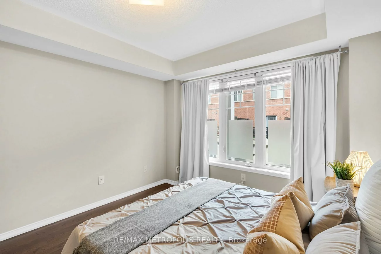 669A, Warden, Clairlea-Birchmount, Toronto