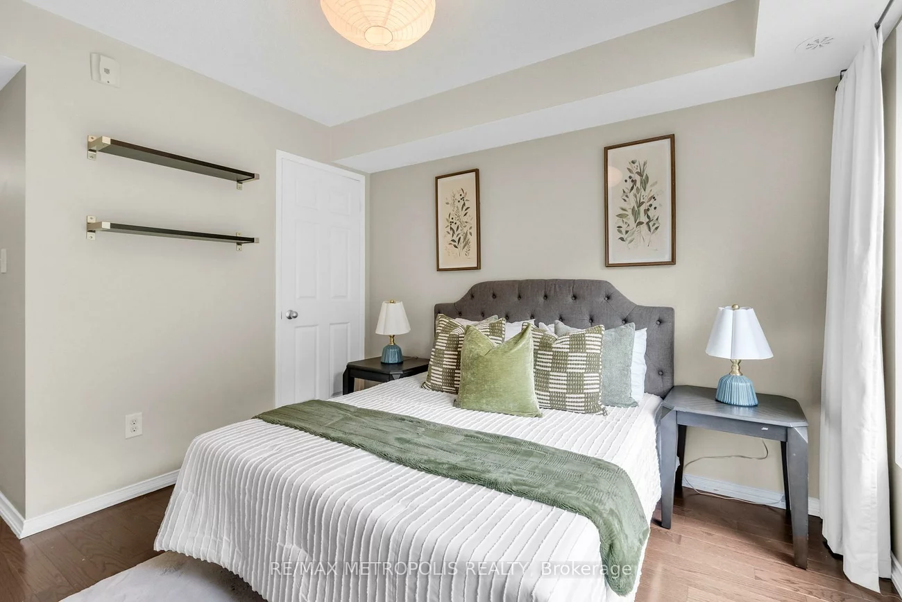 669A, Warden, Clairlea-Birchmount, Toronto