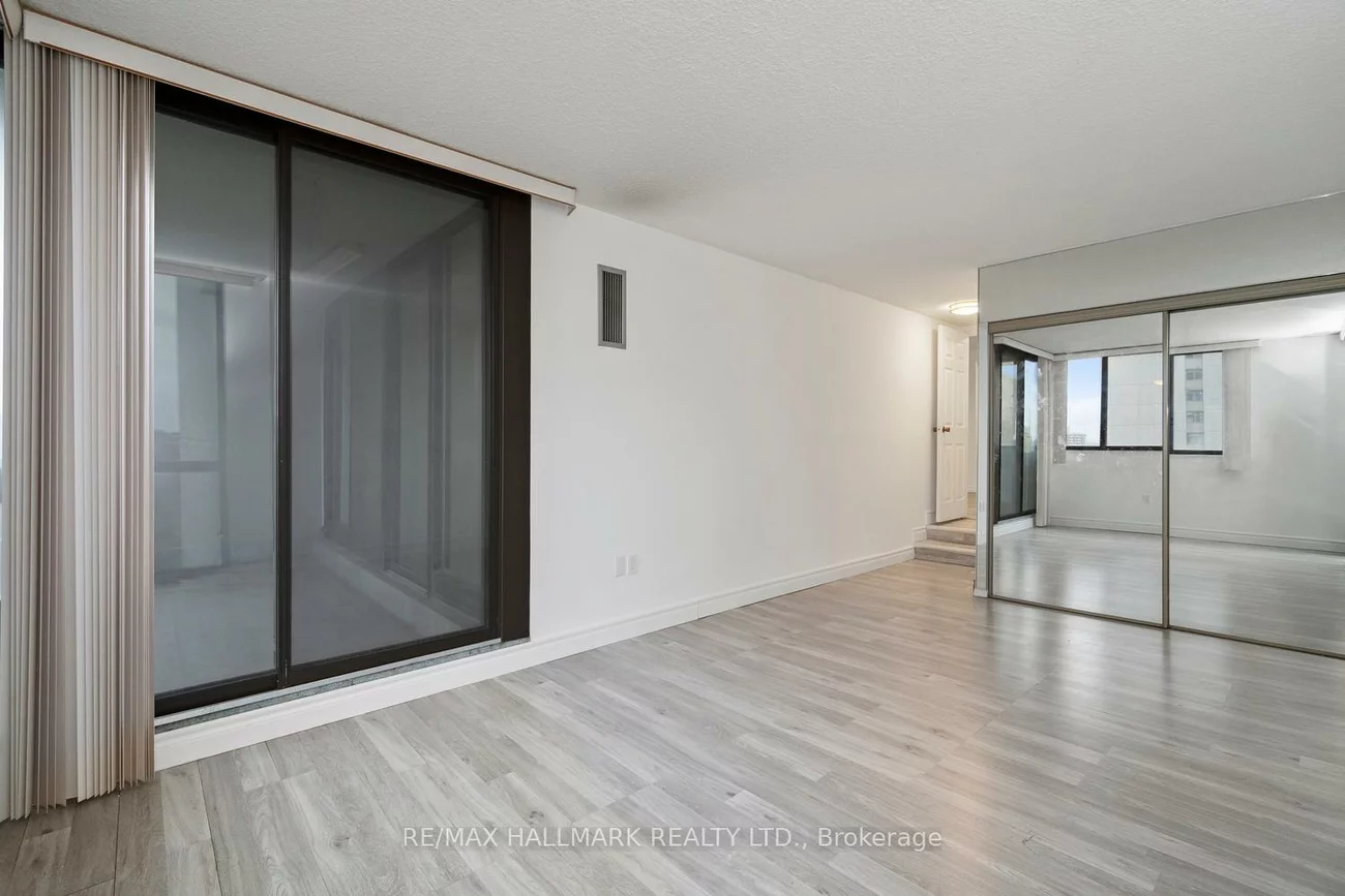 2330, Bridletowne, L'Amoreaux, Toronto