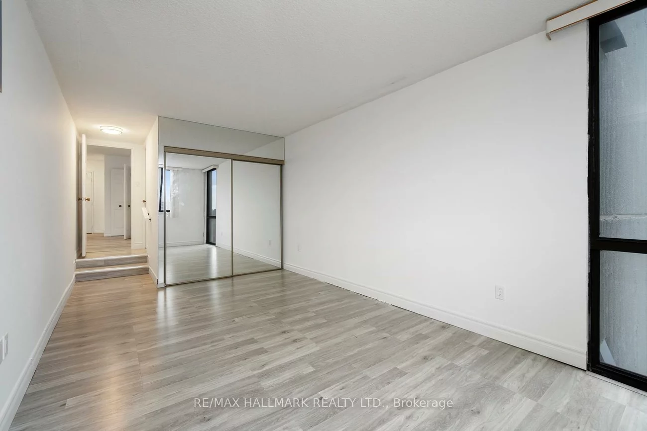2330, Bridletowne, L'Amoreaux, Toronto