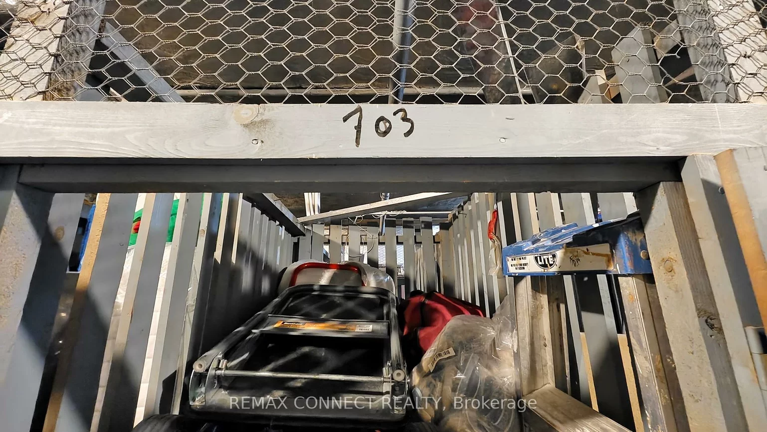 1145, Logan, Broadview North, Toronto