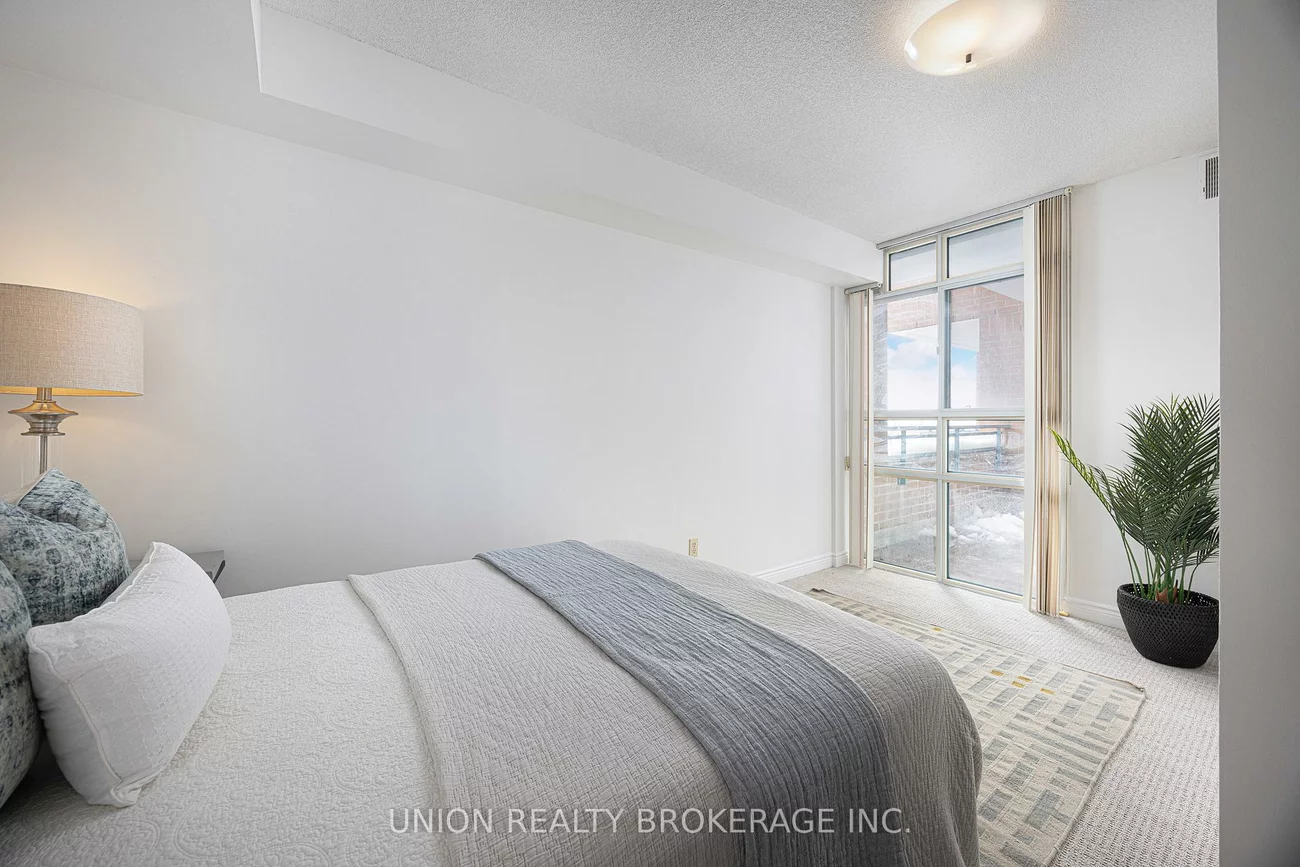 1091, Kingston, Birchcliffe-Cliffside, Toronto