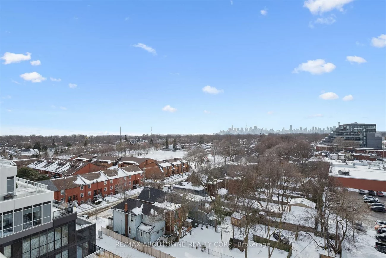 286, Main, East End-Danforth, Toronto