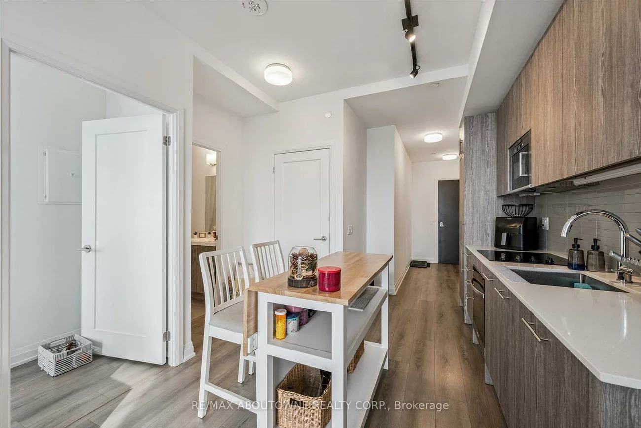 286, Main, East End-Danforth, Toronto