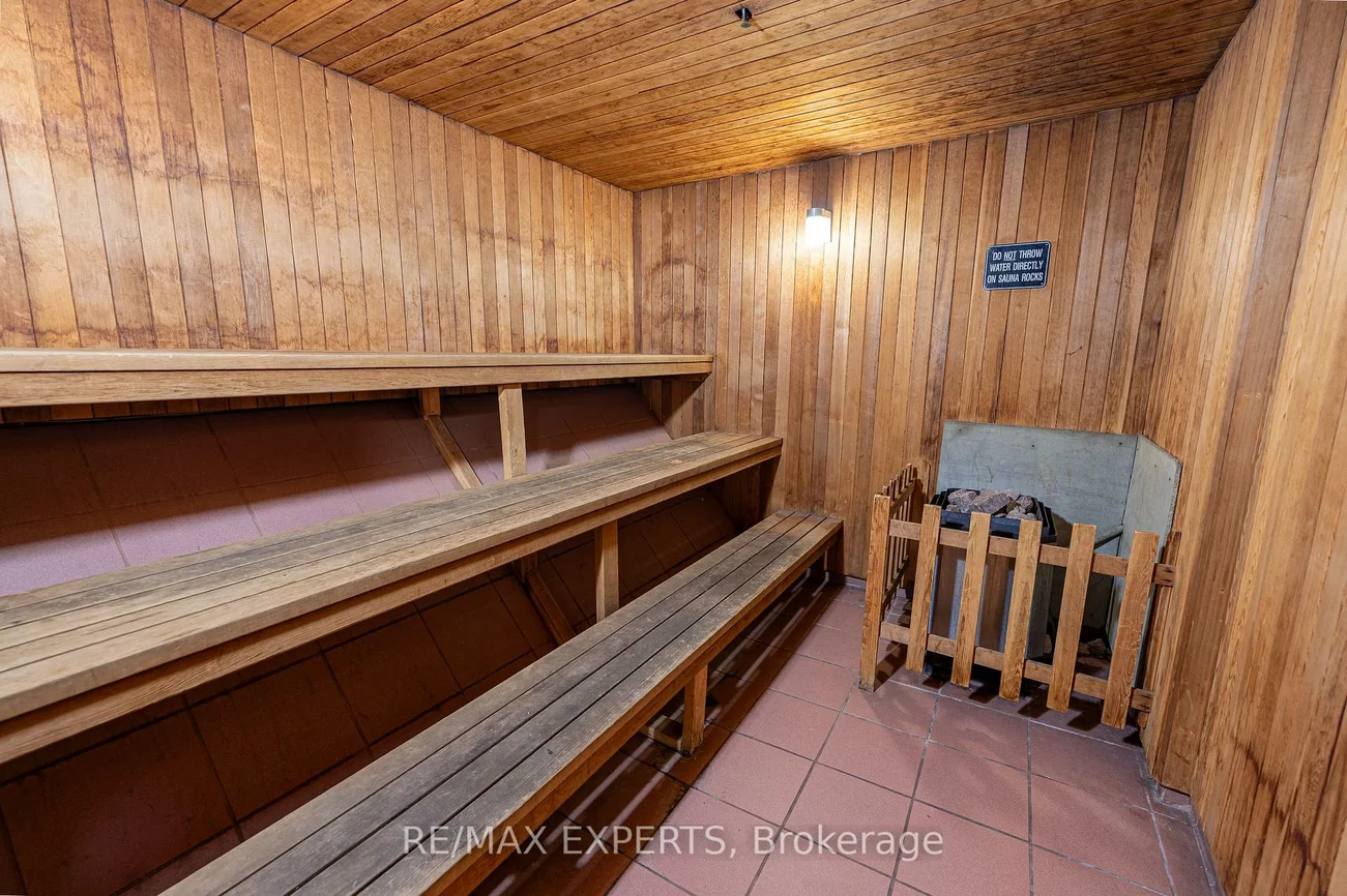 100, Prudential, Dorset Park, Toronto