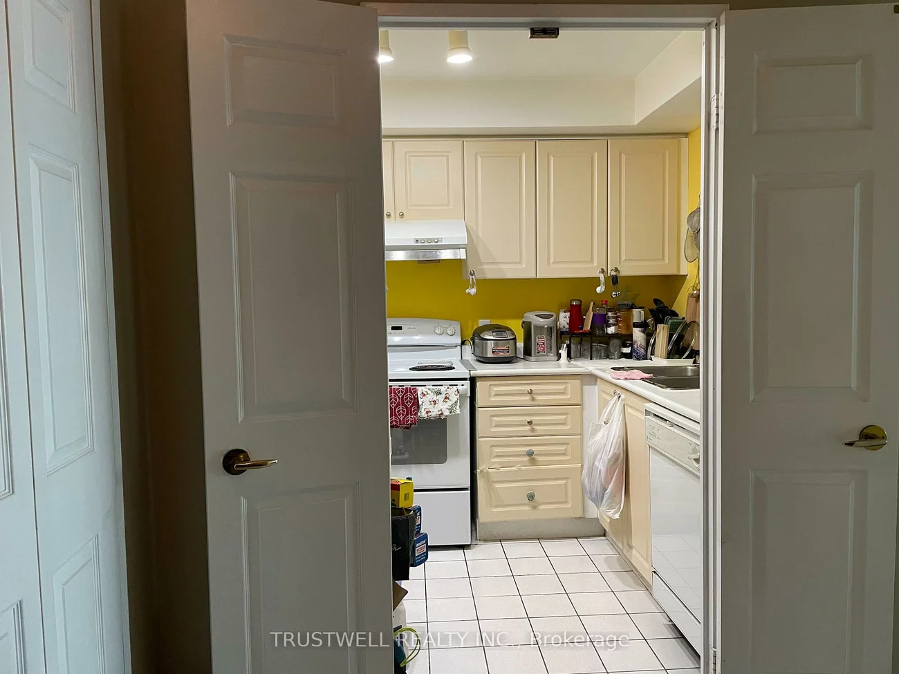 8, Lee Centre, Woburn, Toronto