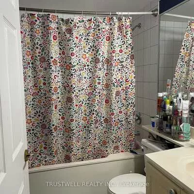 8, Lee Centre, Woburn, Toronto