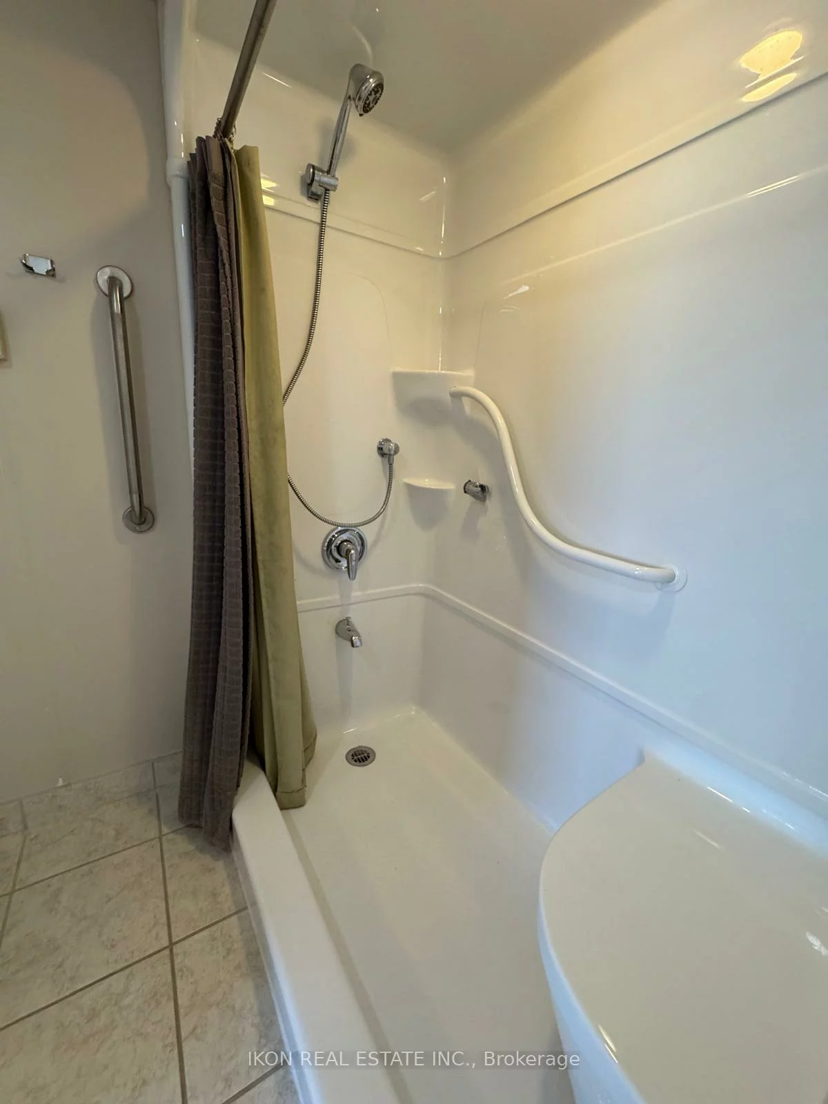 100, Scottfield, Agincourt North, Toronto