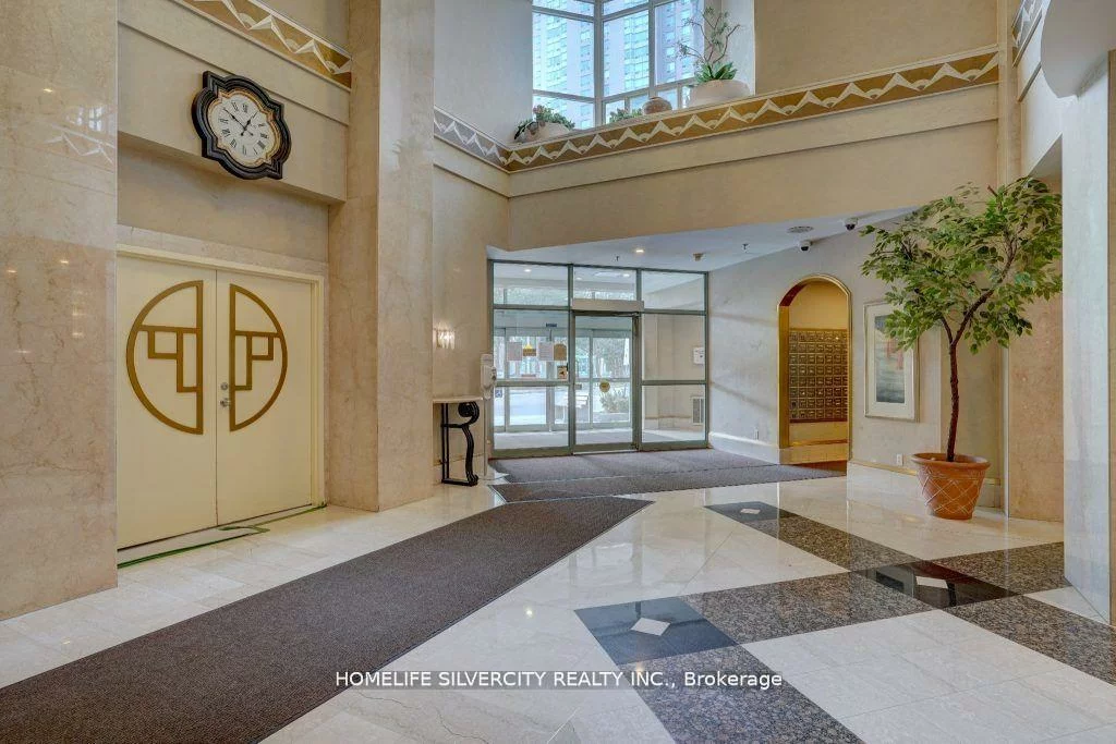 88, Corporate, Woburn, Toronto
