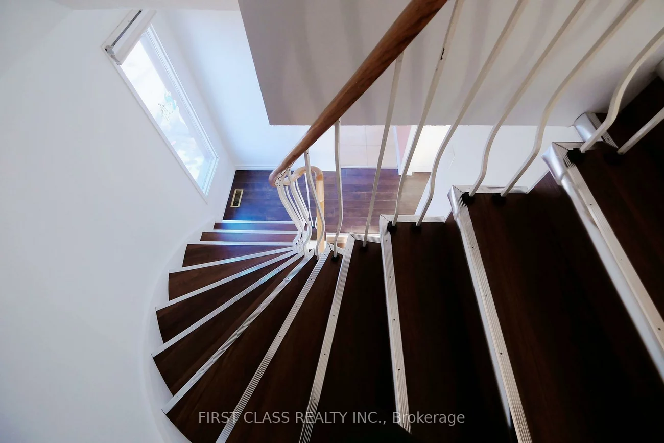 1180, Sandhurst, Agincourt North, Toronto