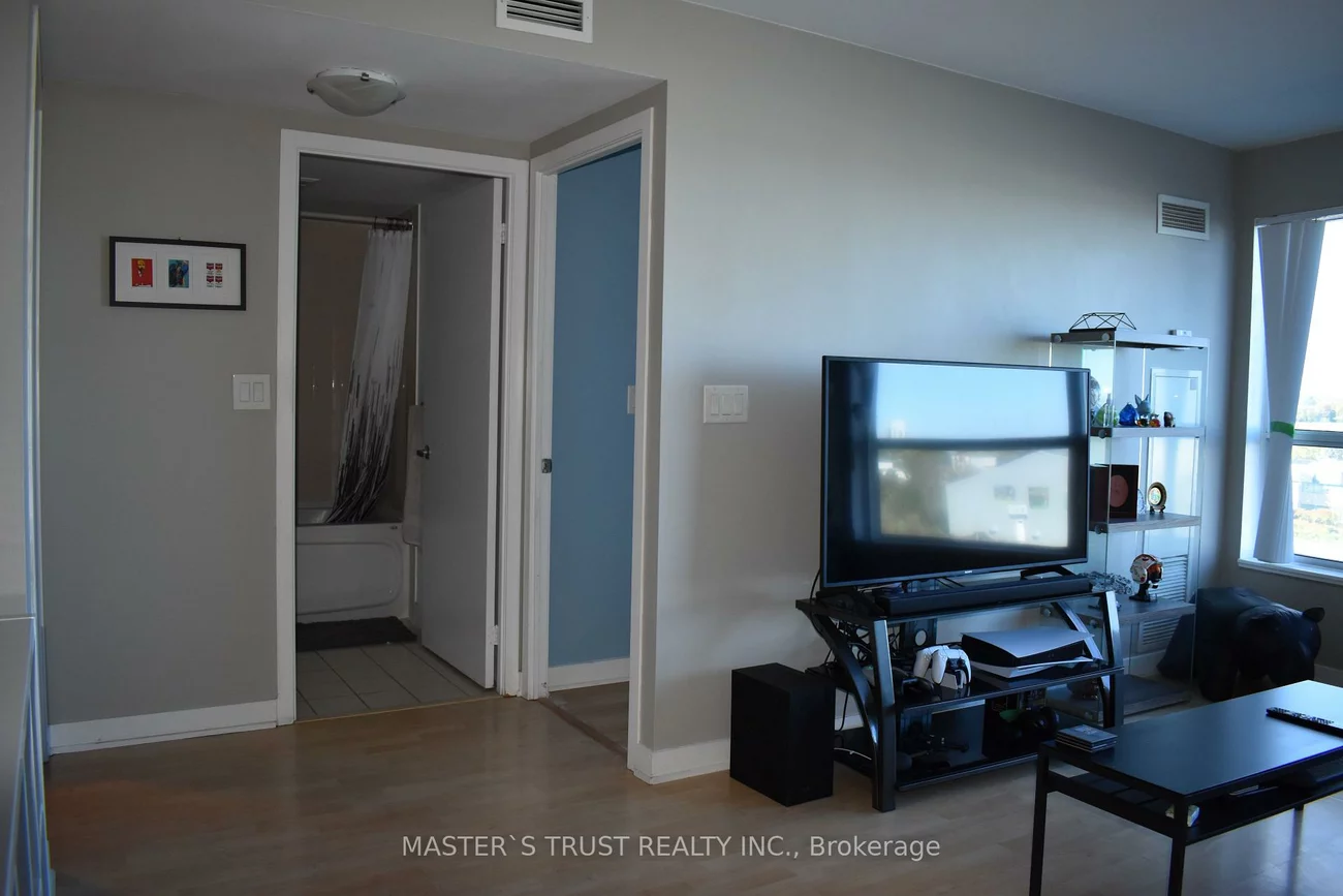 36, Lee Centre, Woburn, Toronto