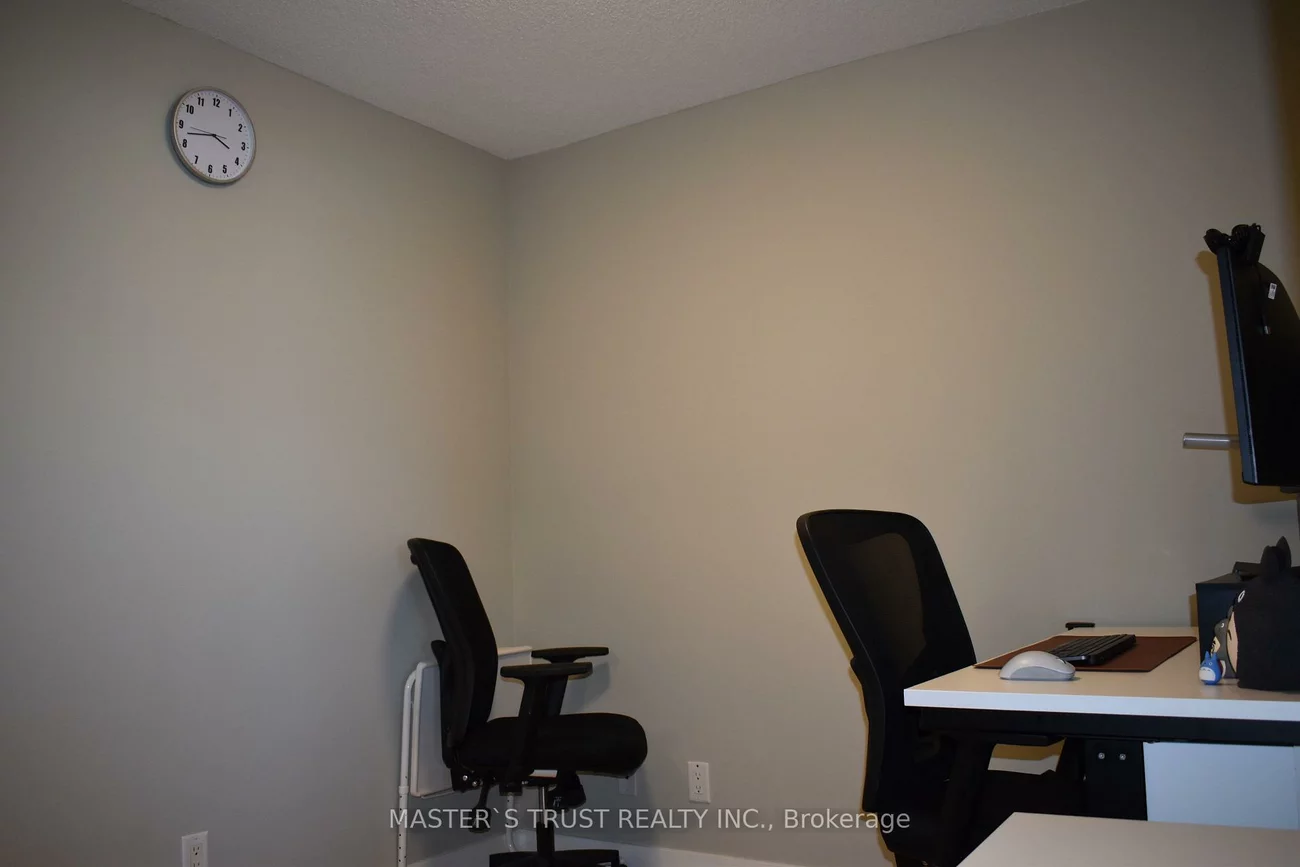 36, Lee Centre, Woburn, Toronto