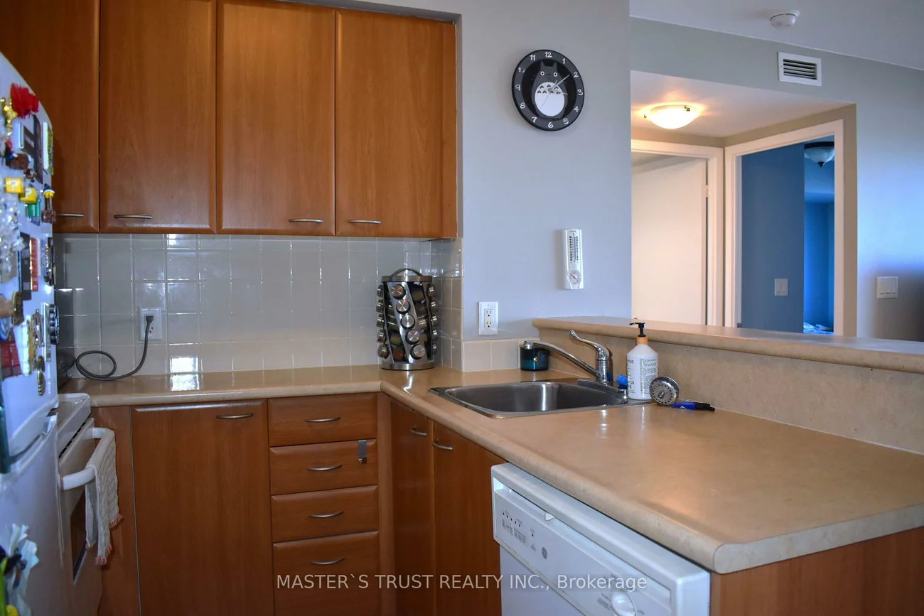 36, Lee Centre, Woburn, Toronto