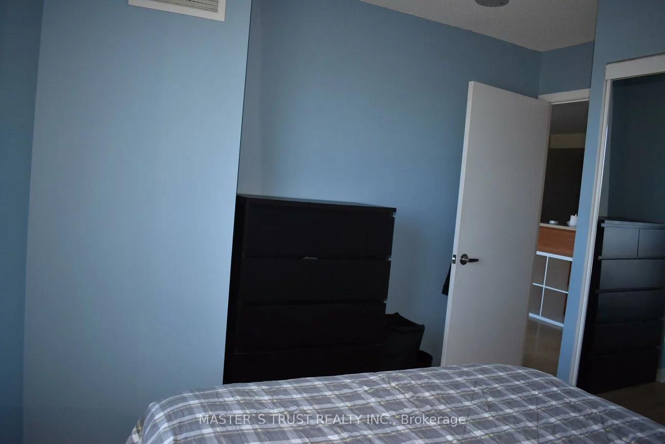 36, Lee Centre, Woburn, Toronto