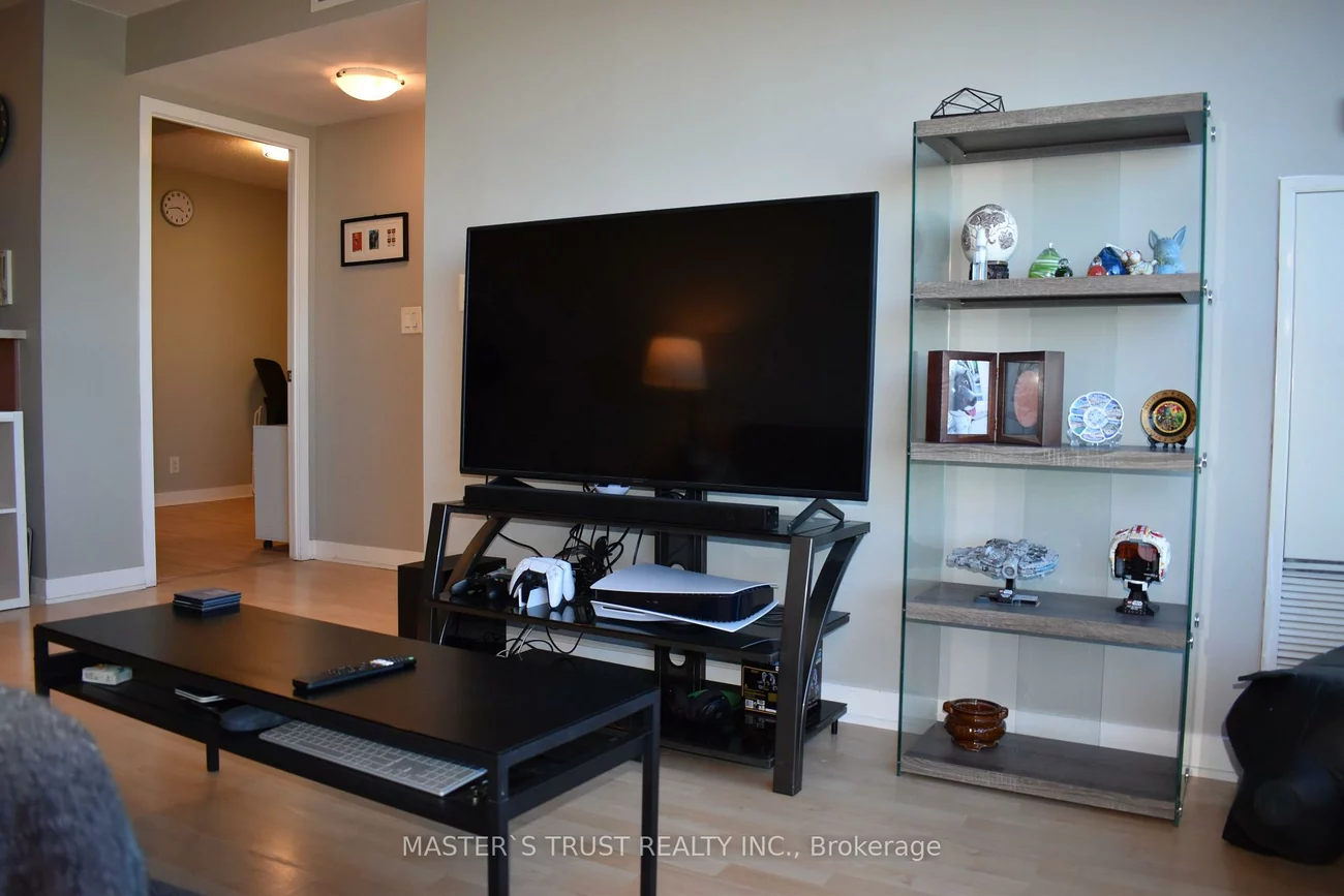 36, Lee Centre, Woburn, Toronto