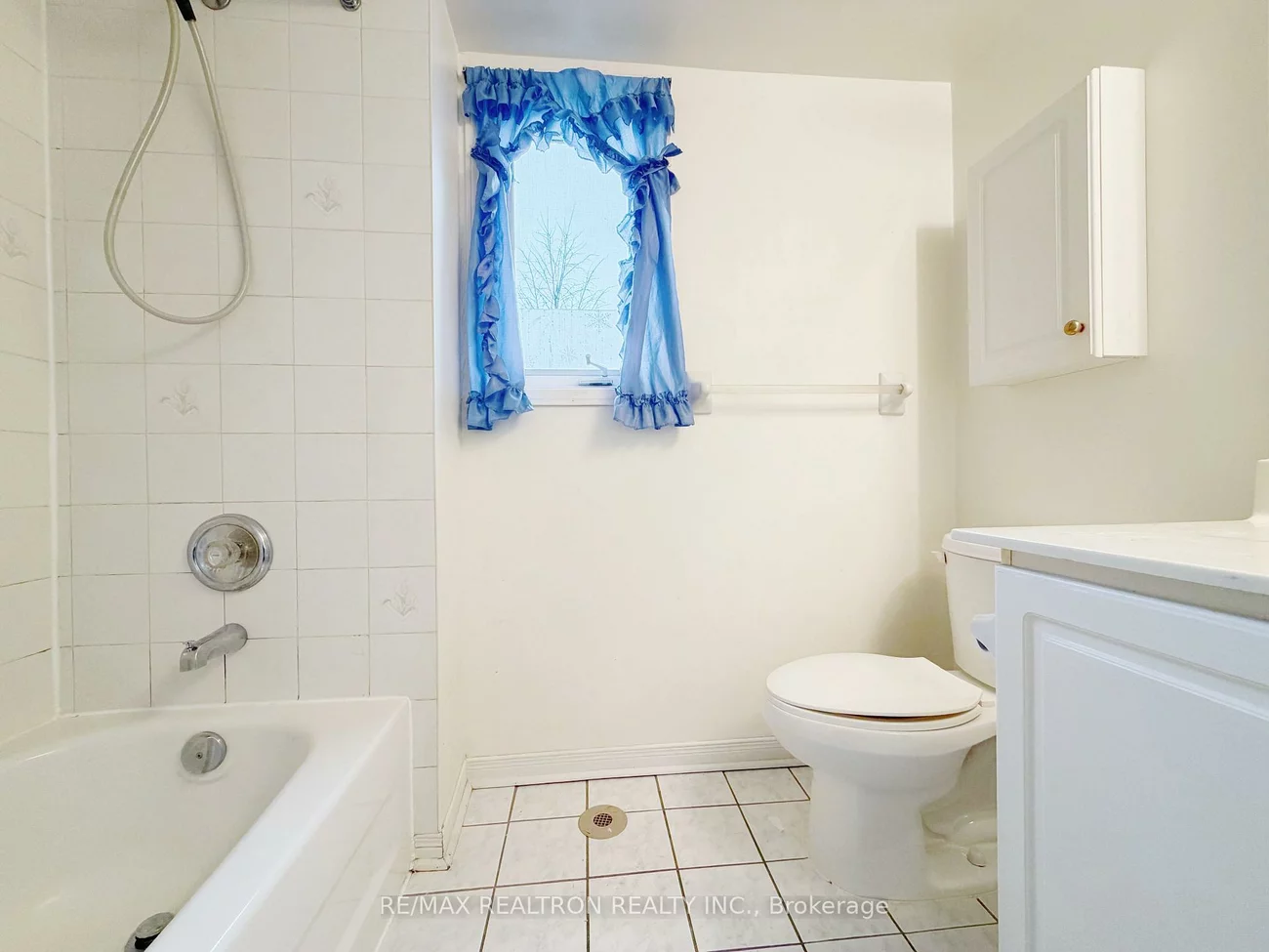 29, Rosebank, Malvern, Toronto