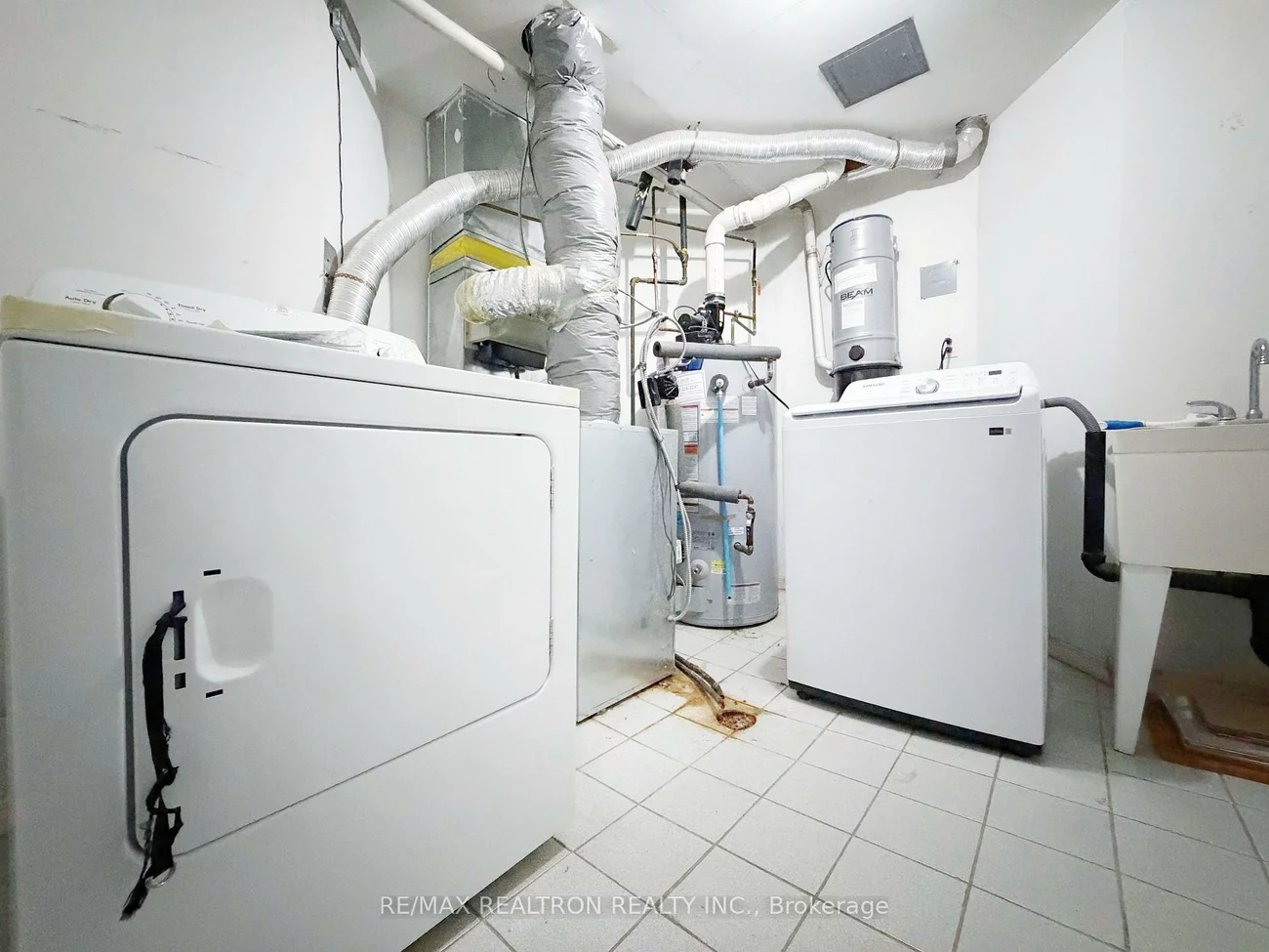 29, Rosebank, Malvern, Toronto