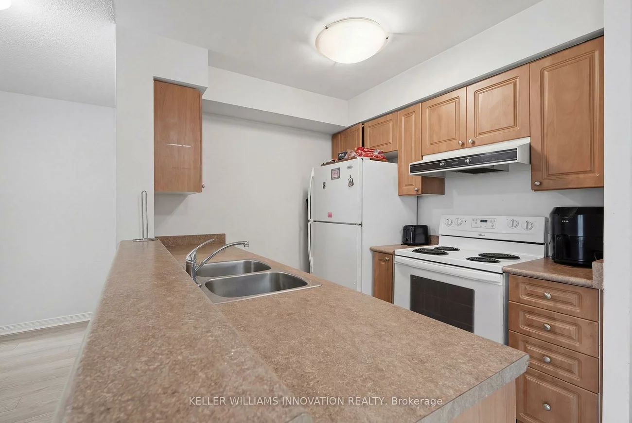 3650, Kingston, Scarborough Village, Toronto