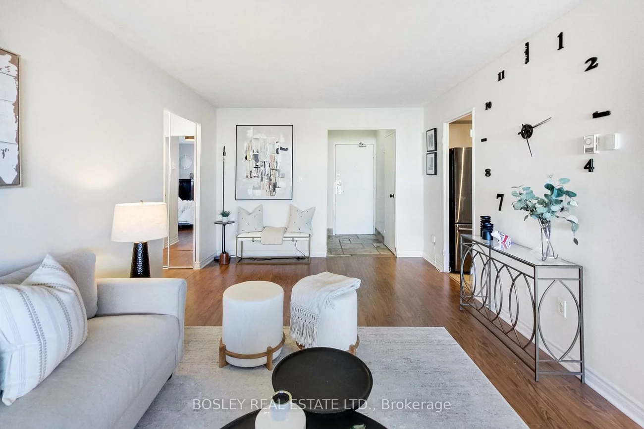 3, Massey, Crescent Town, Toronto