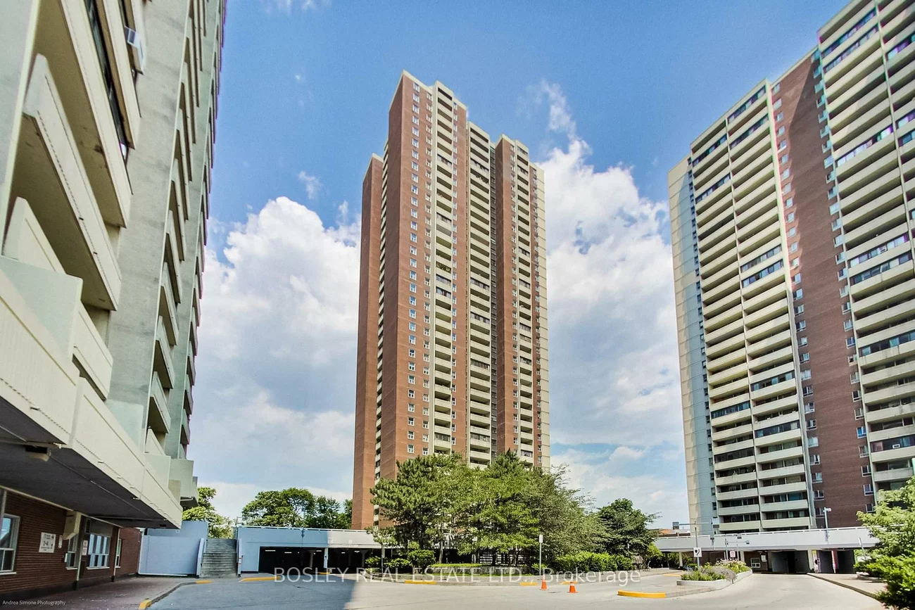 3, Massey, Crescent Town, Toronto