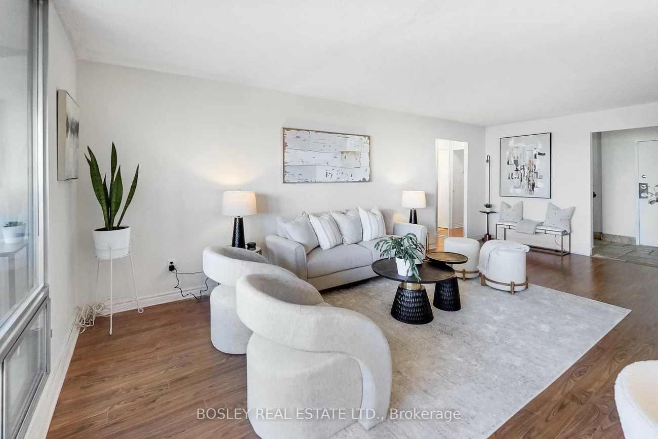 3, Massey, Crescent Town, Toronto