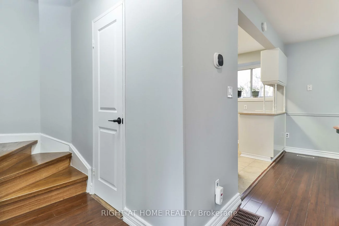 55, Collinsgrove, West Hill, Toronto