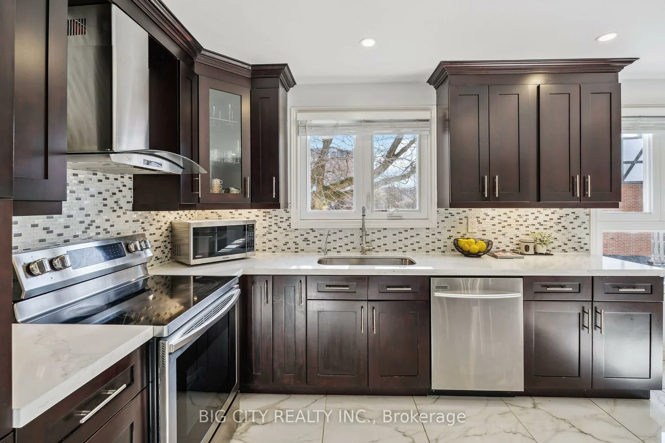 321, Trudelle, Eglinton East, Toronto