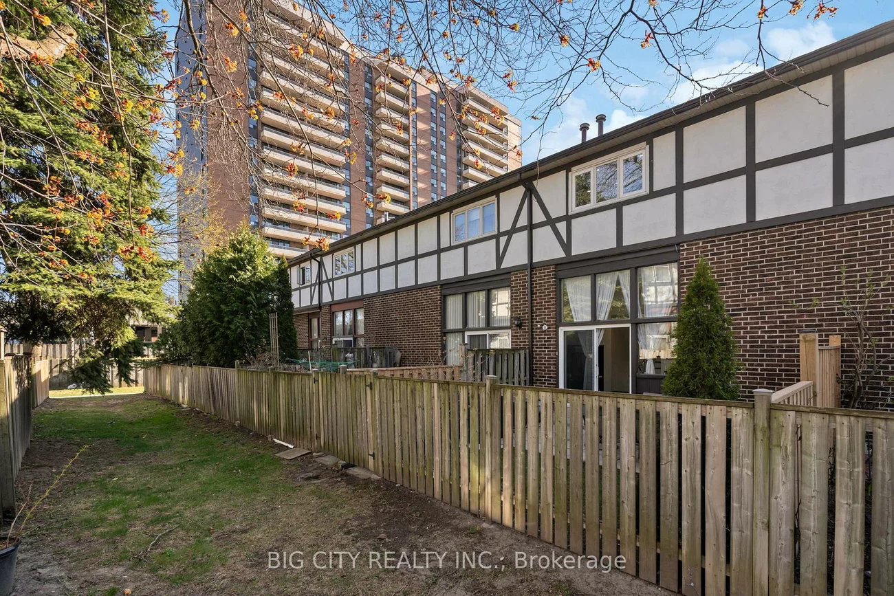 321, Trudelle, Eglinton East, Toronto